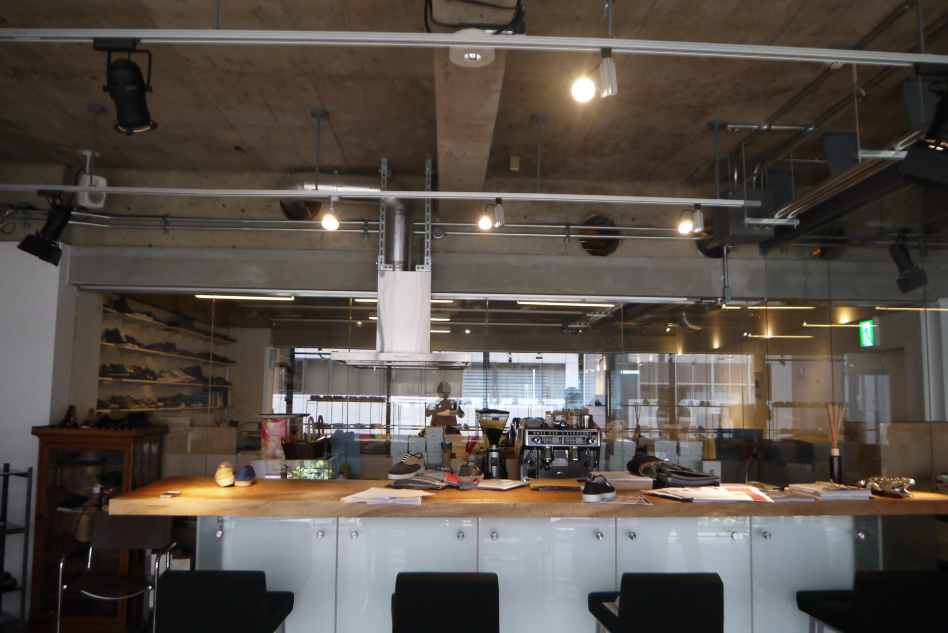 THEスケルトンオフィスとの出会い　新宿御苑編