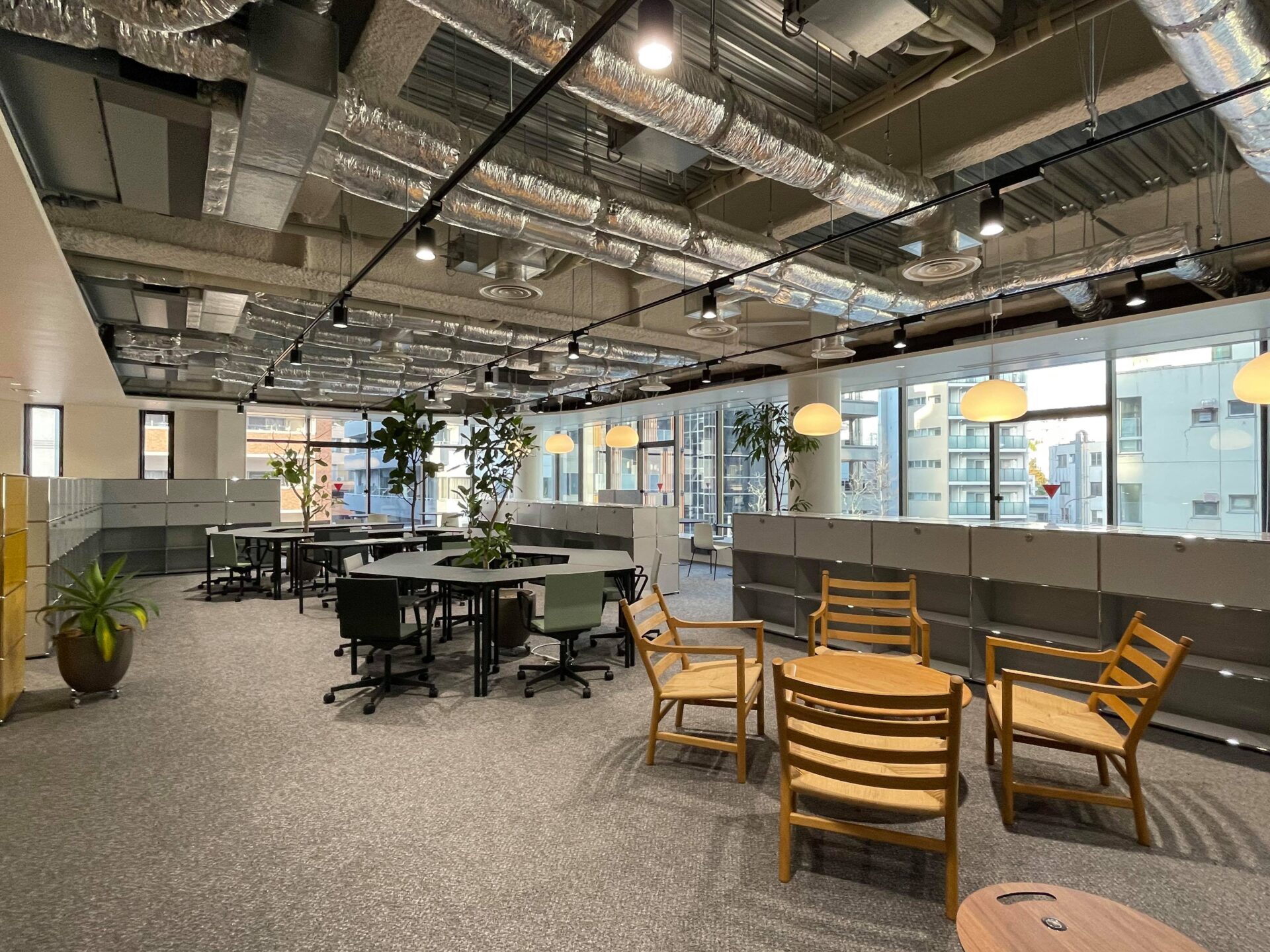 新築de天井3.785mハーフセットアップオフィス