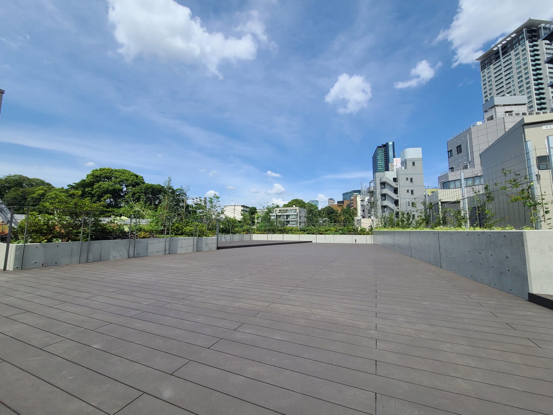 VUCA時代の1棟オフィス 池尻大橋PJ ネーミングライツあり　