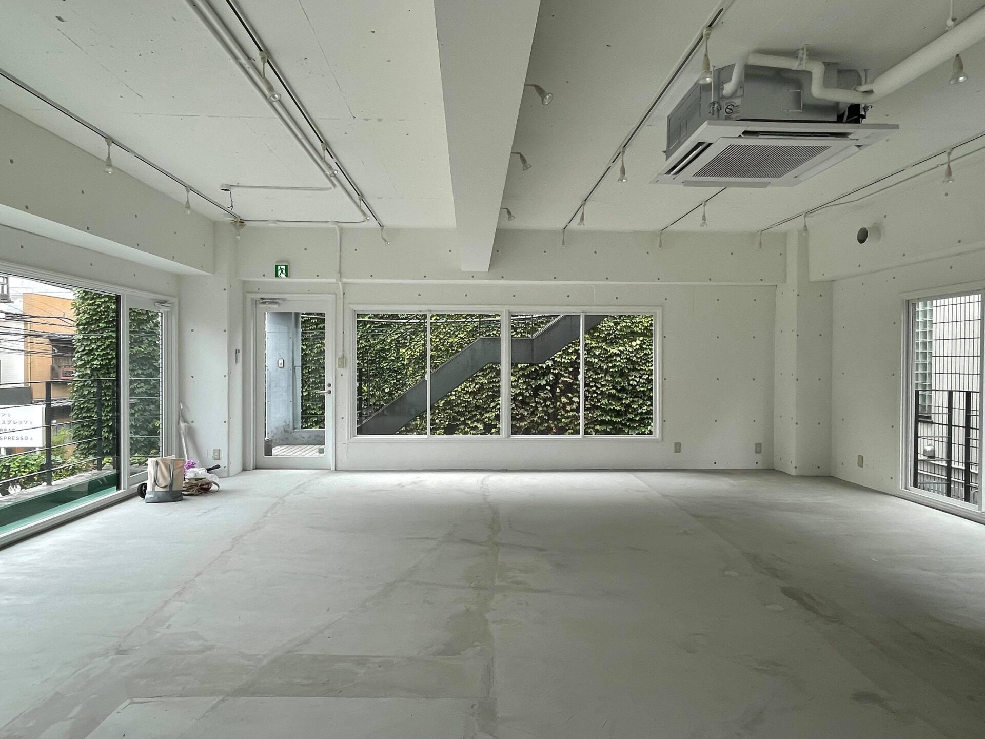 【成約】表参道の抜け感がある、丸見えオフィス