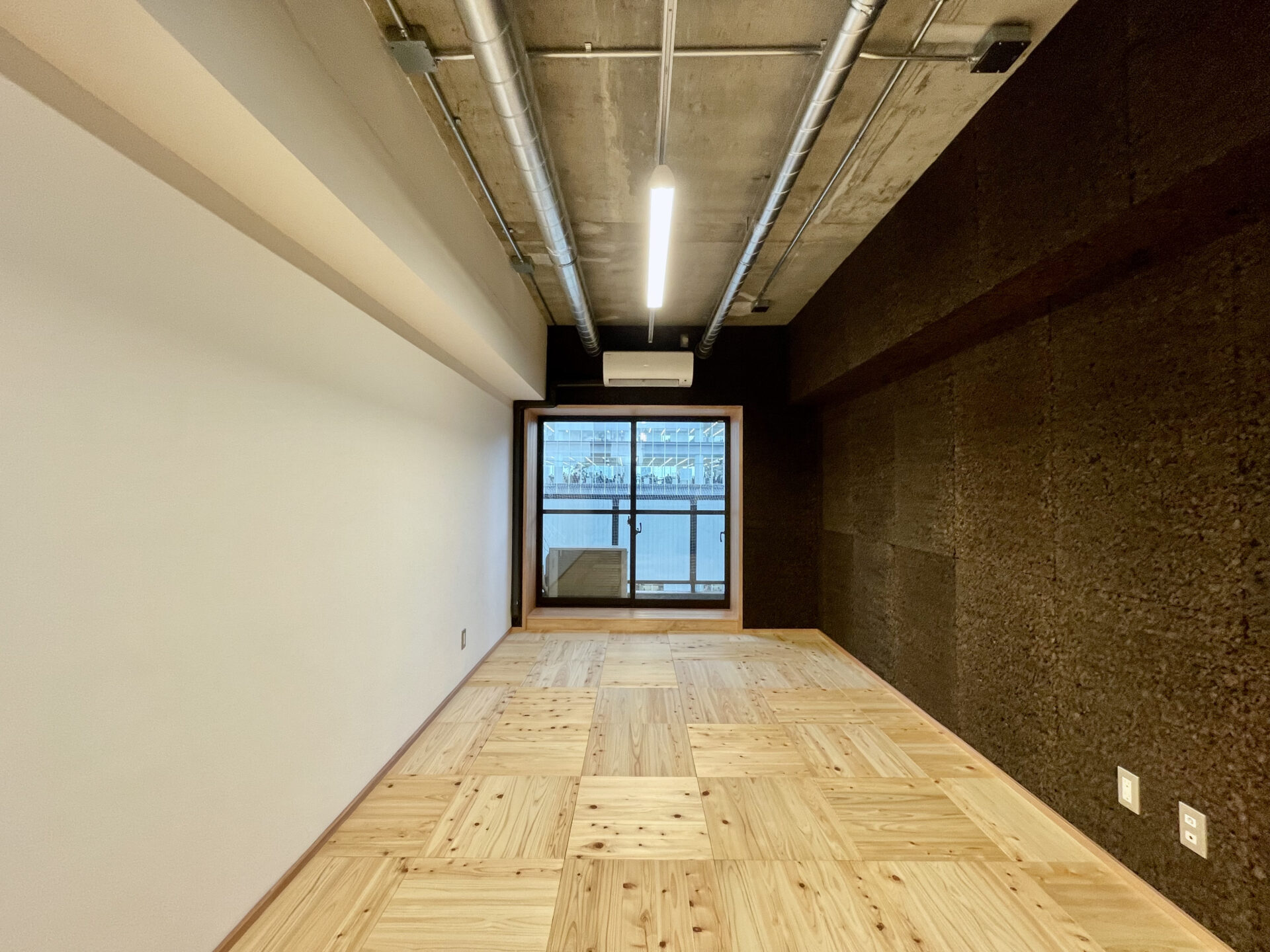 【成約済み】唯一無二のスタイリッシュな部屋に