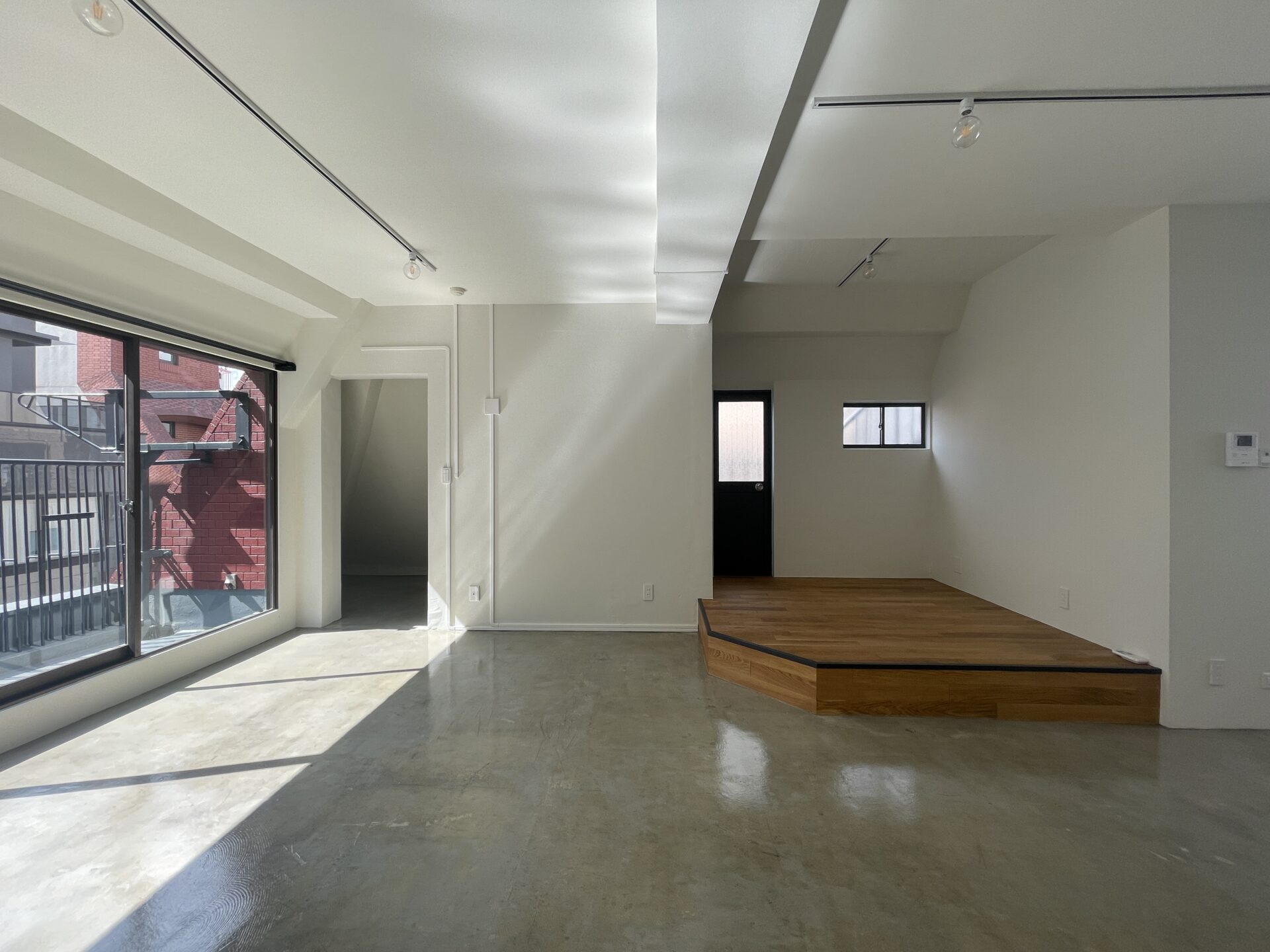 【成約済み】焼肉ビル最上階の秘密空間