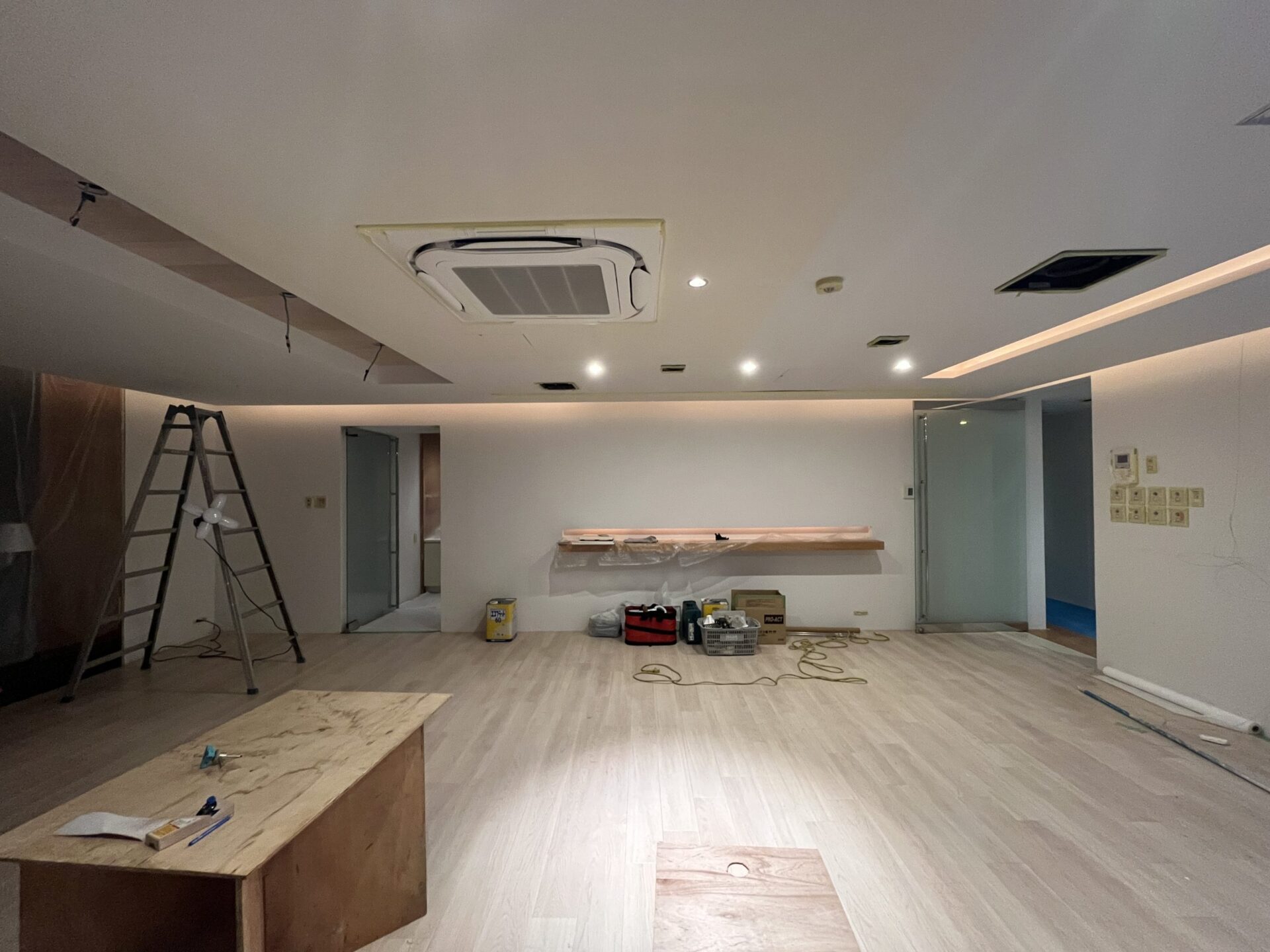 【申込あり】ラグジュアリーオフィス