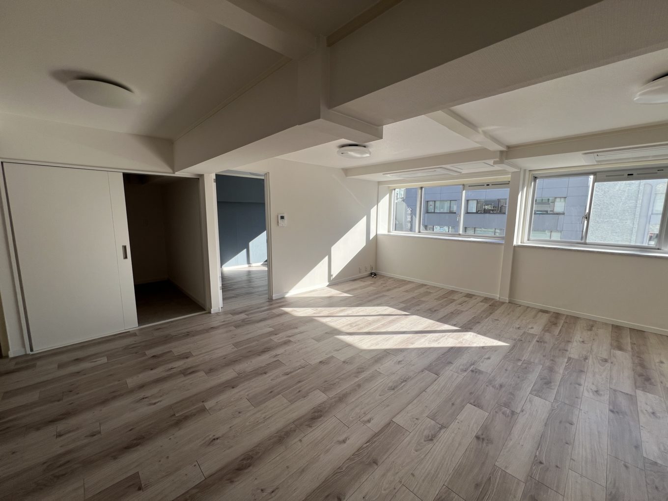 【成約済み】光のカーテン