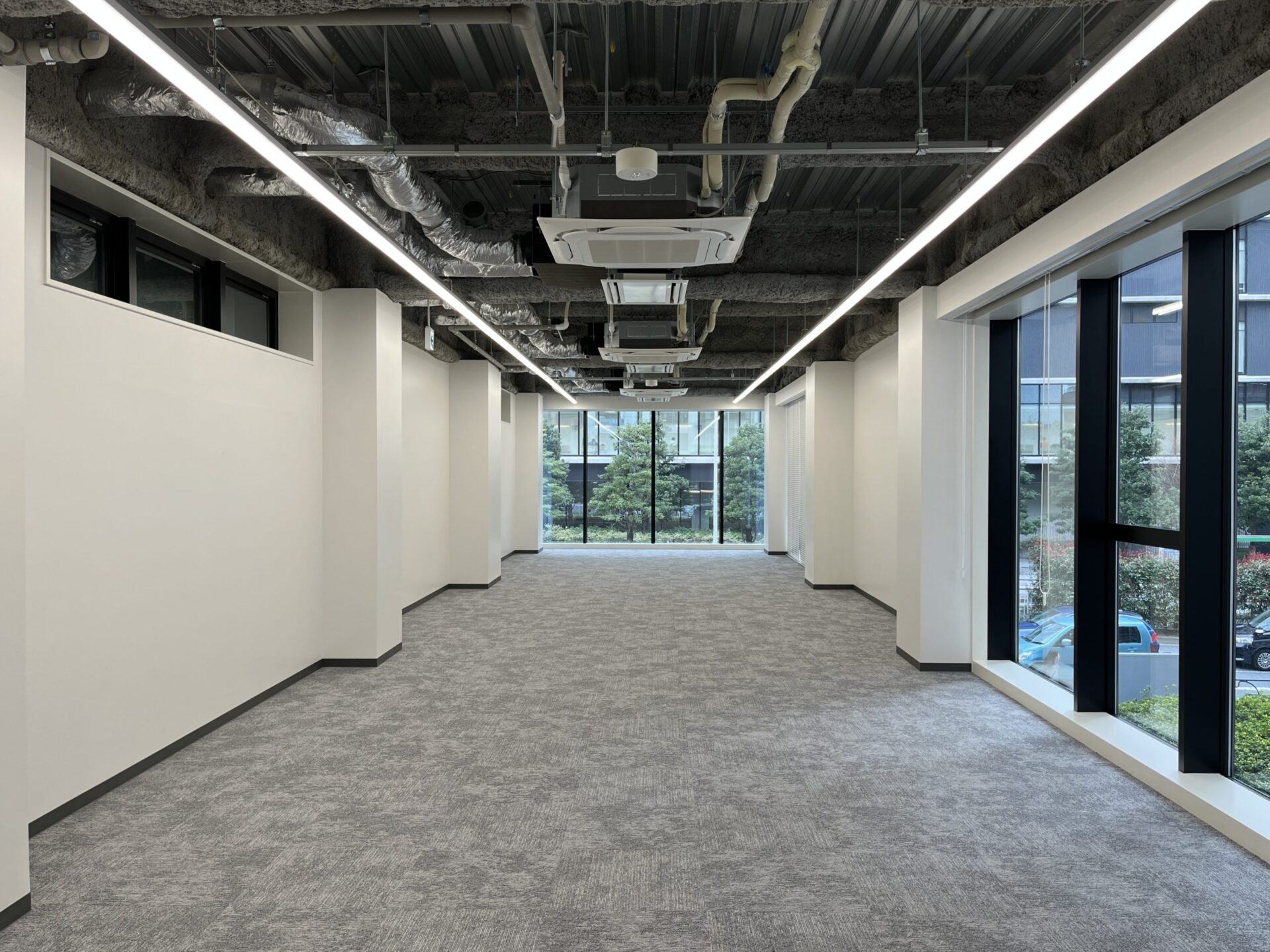 The 王道！なスタイリッシュスケルトンオフィス