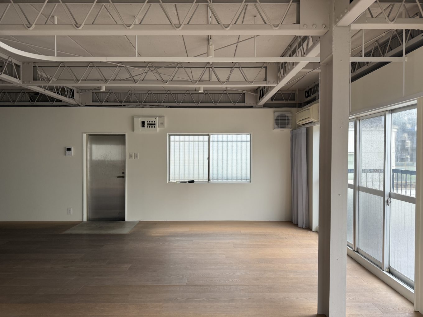 絵のようで、絵じゃなくて