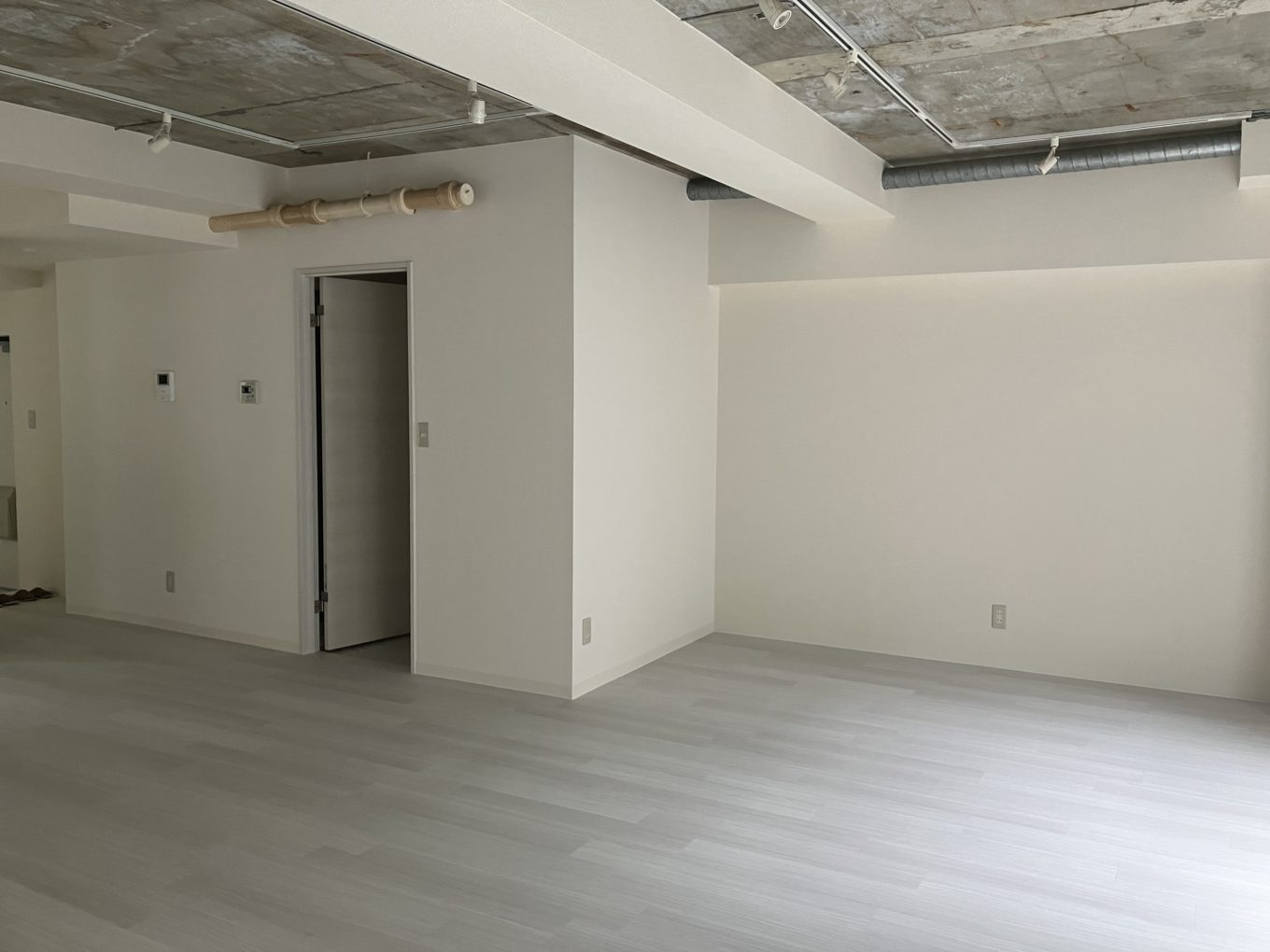 北青山の透明感あるヴィンテージマンション